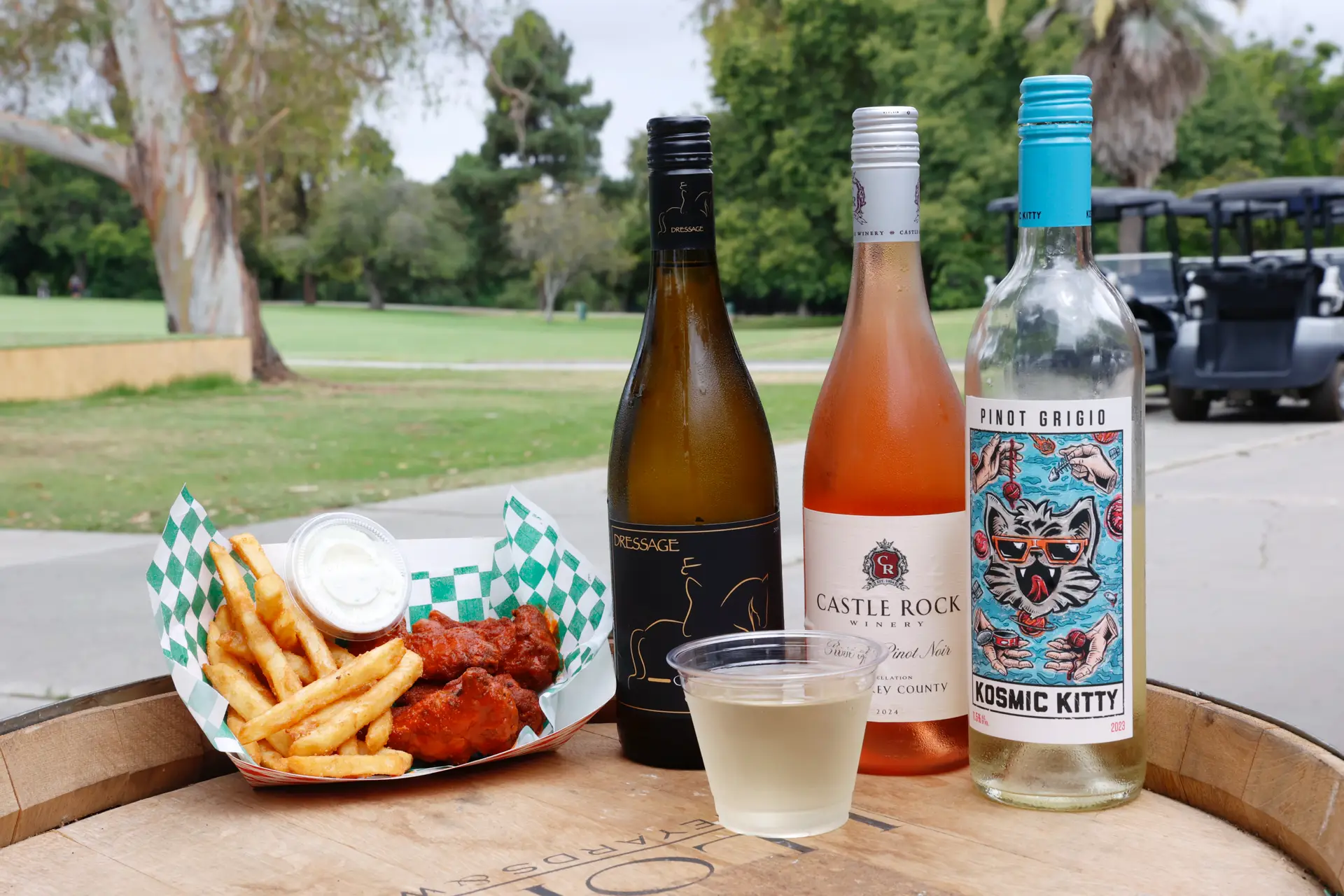 07_wings+wine